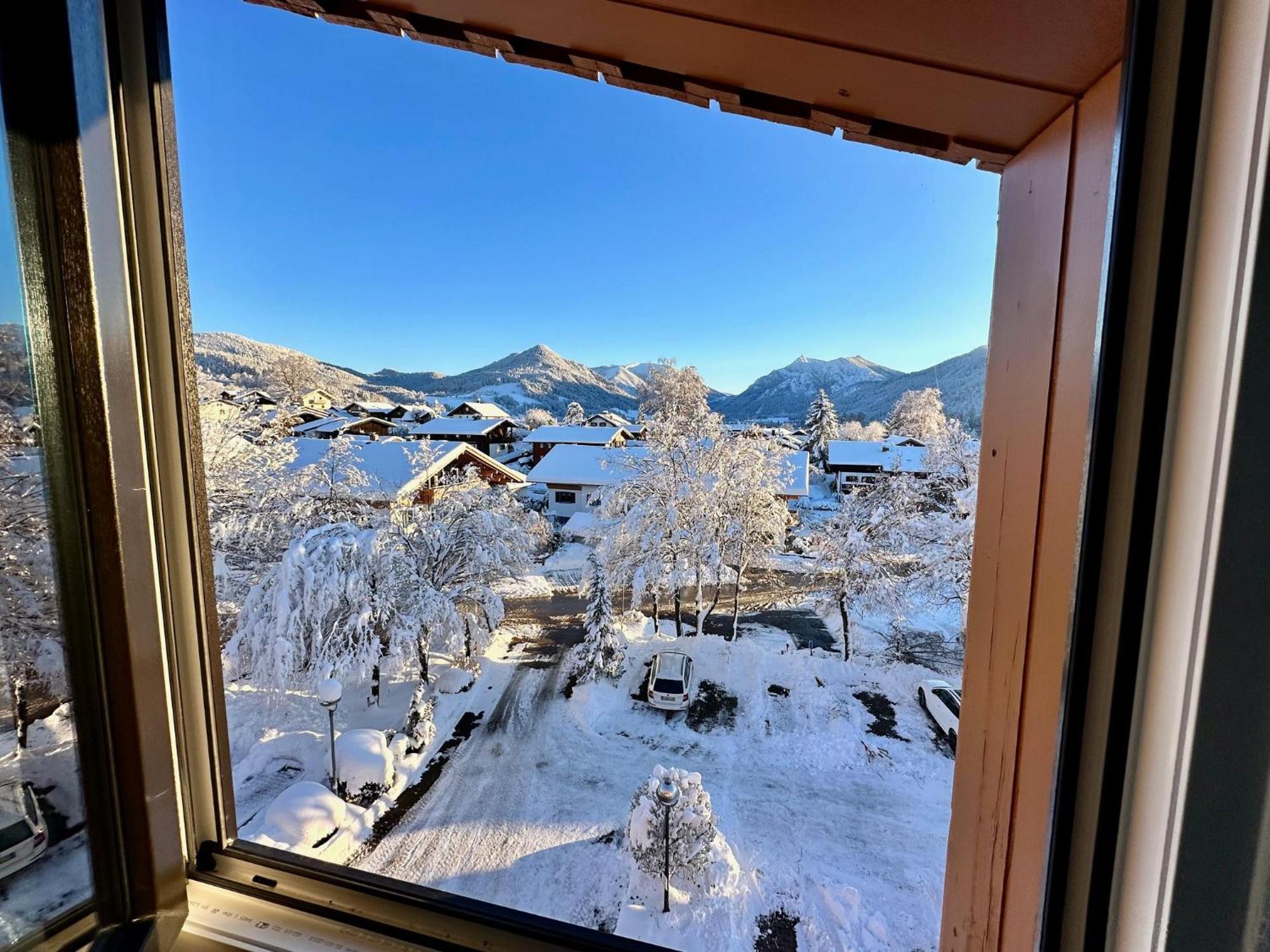 Alpenoase Schliersee - Grosse Suite Mit Sauna Oder Gemuetliche Studio Appartements Quarto foto